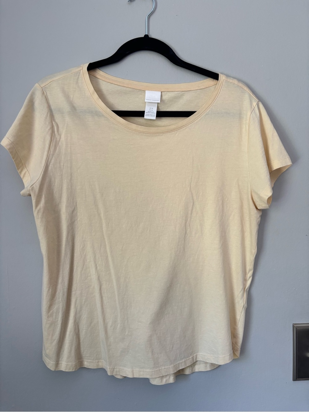 H&M - Women's Short Sleeve Crewneck Tee - Butter Yellow